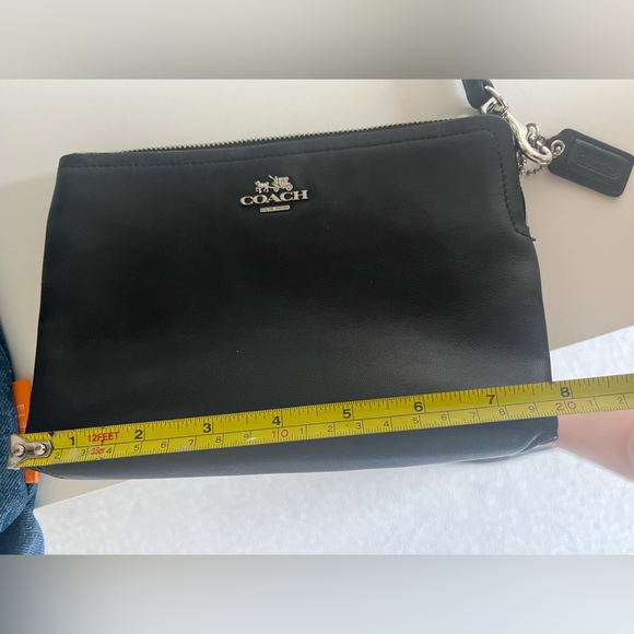 Large coach wristlet wallet - Picture 9 of 9